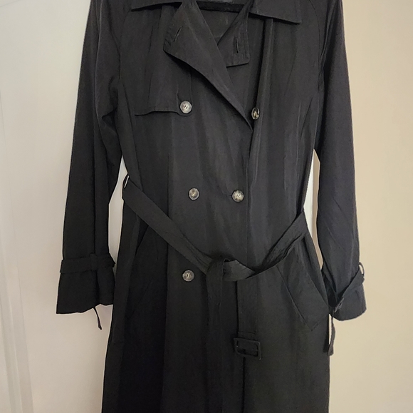 Max Mara Weekend black trench. - Picture 3 of 3